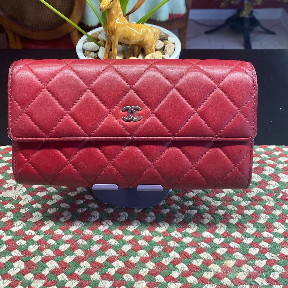 Chanel Quilted Red Wallet with Silver Logo - Picture 11 of 15